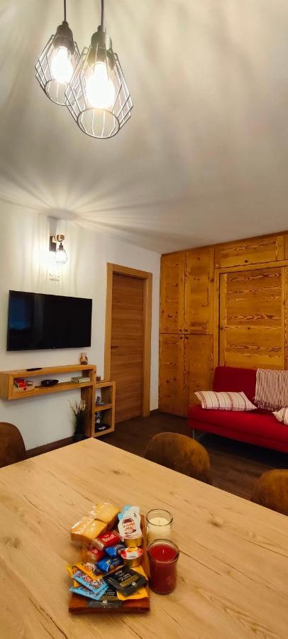 Complesso I Dadi - Condominio Cielo Alto Breuil-Cervinia Exterior foto