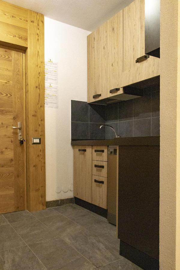 Complesso I Dadi - Condominio Cielo Alto Breuil-Cervinia Exterior foto