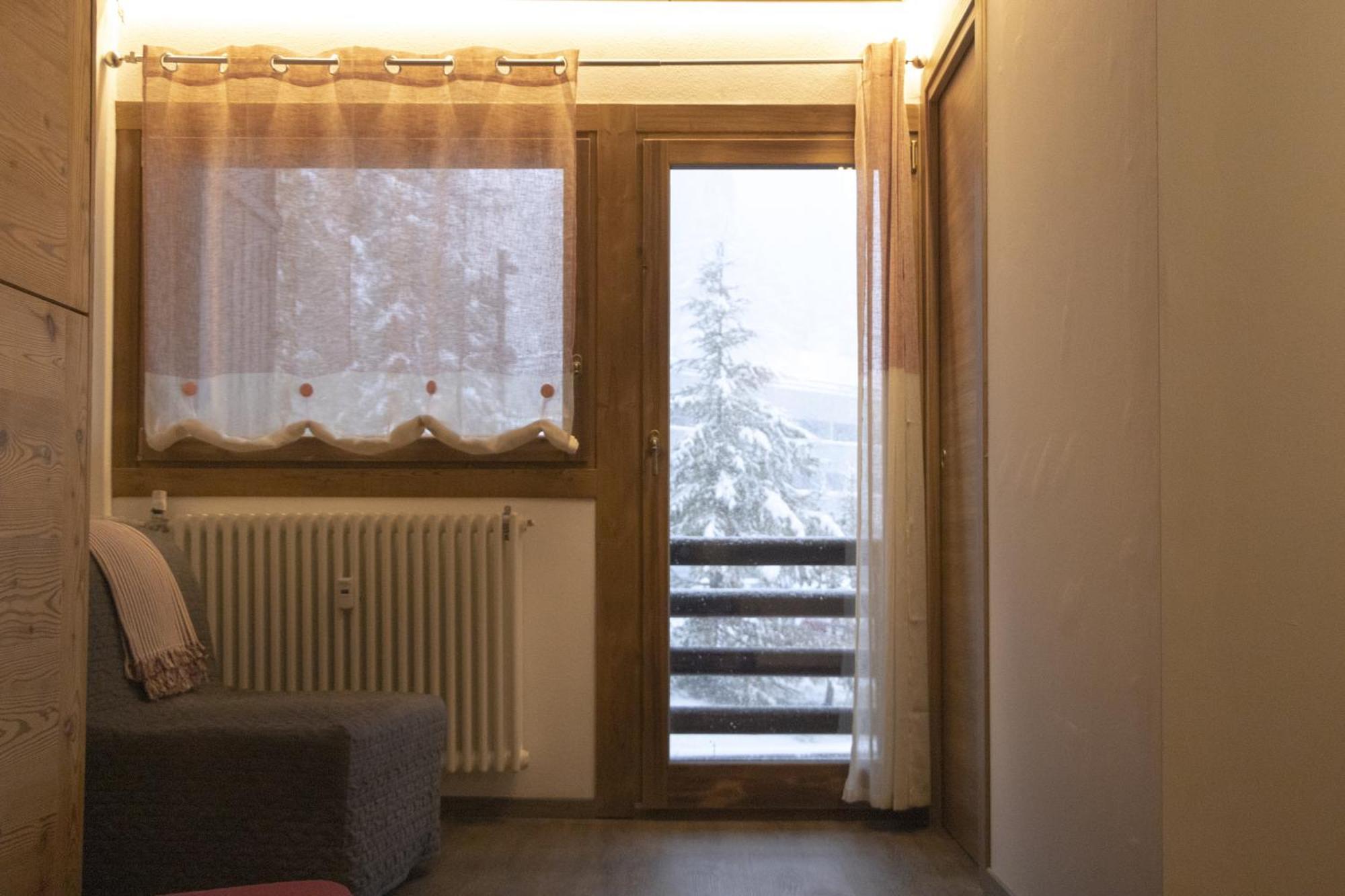 Complesso I Dadi - Condominio Cielo Alto Breuil-Cervinia Exterior foto